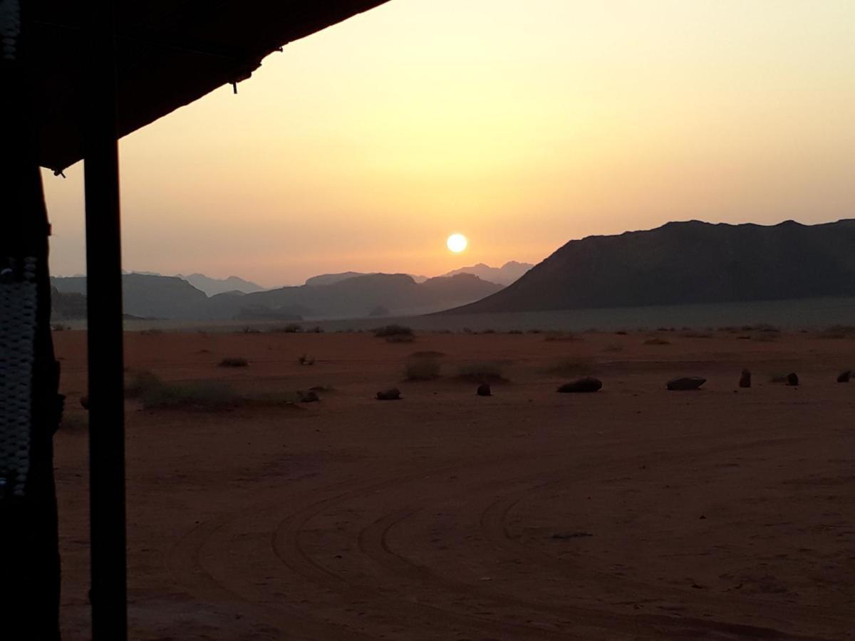 ホテル Bedouin Future Camp ワディ ・ラム エクステリア 写真