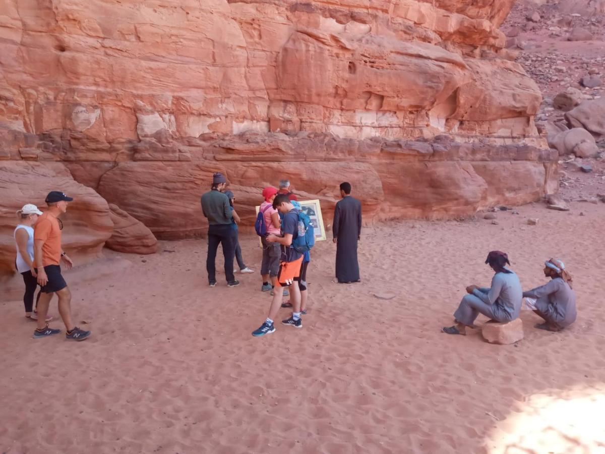 ホテル Bedouin Future Camp ワディ ・ラム エクステリア 写真