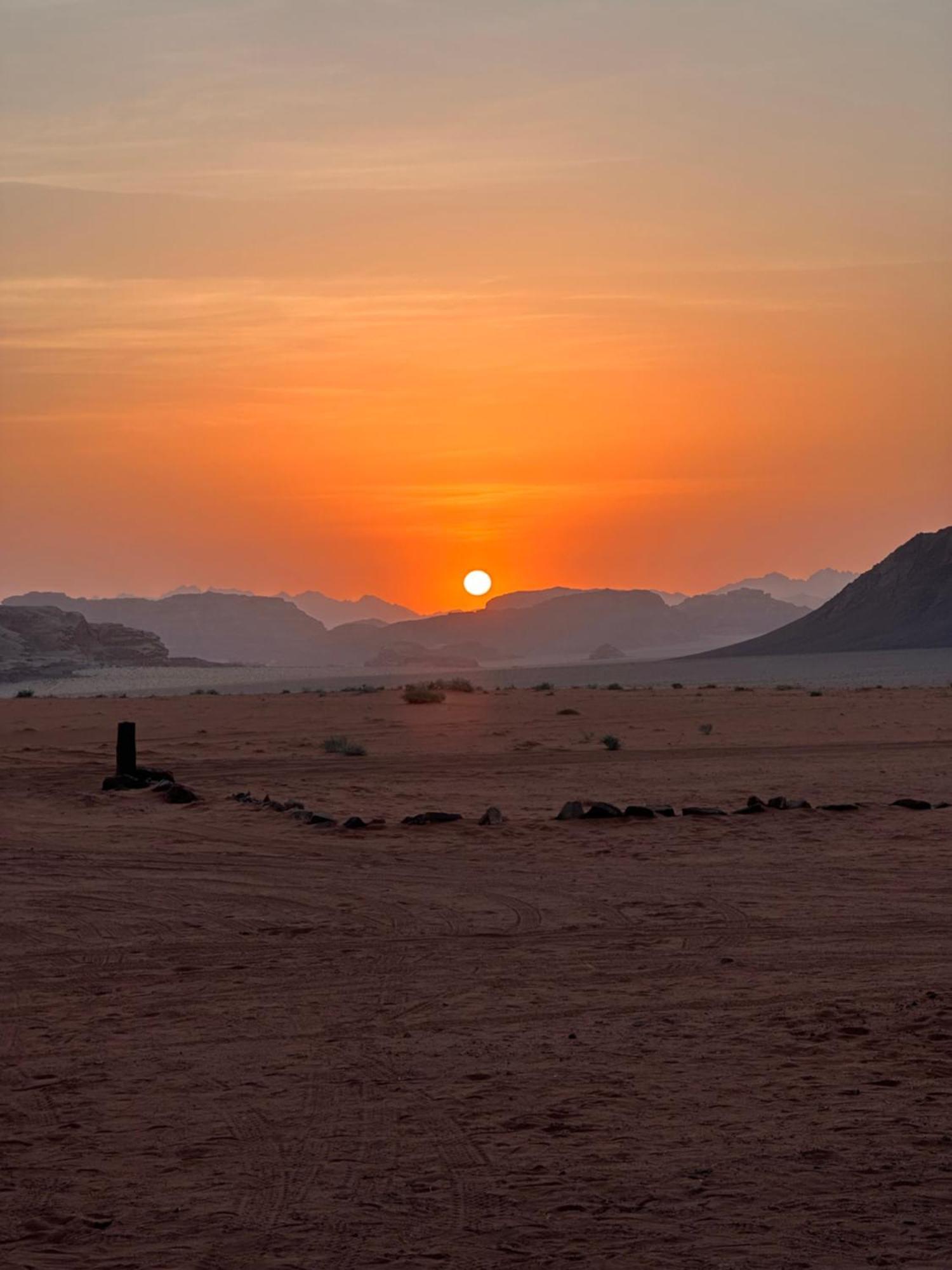 ホテル Bedouin Future Camp ワディ ・ラム エクステリア 写真