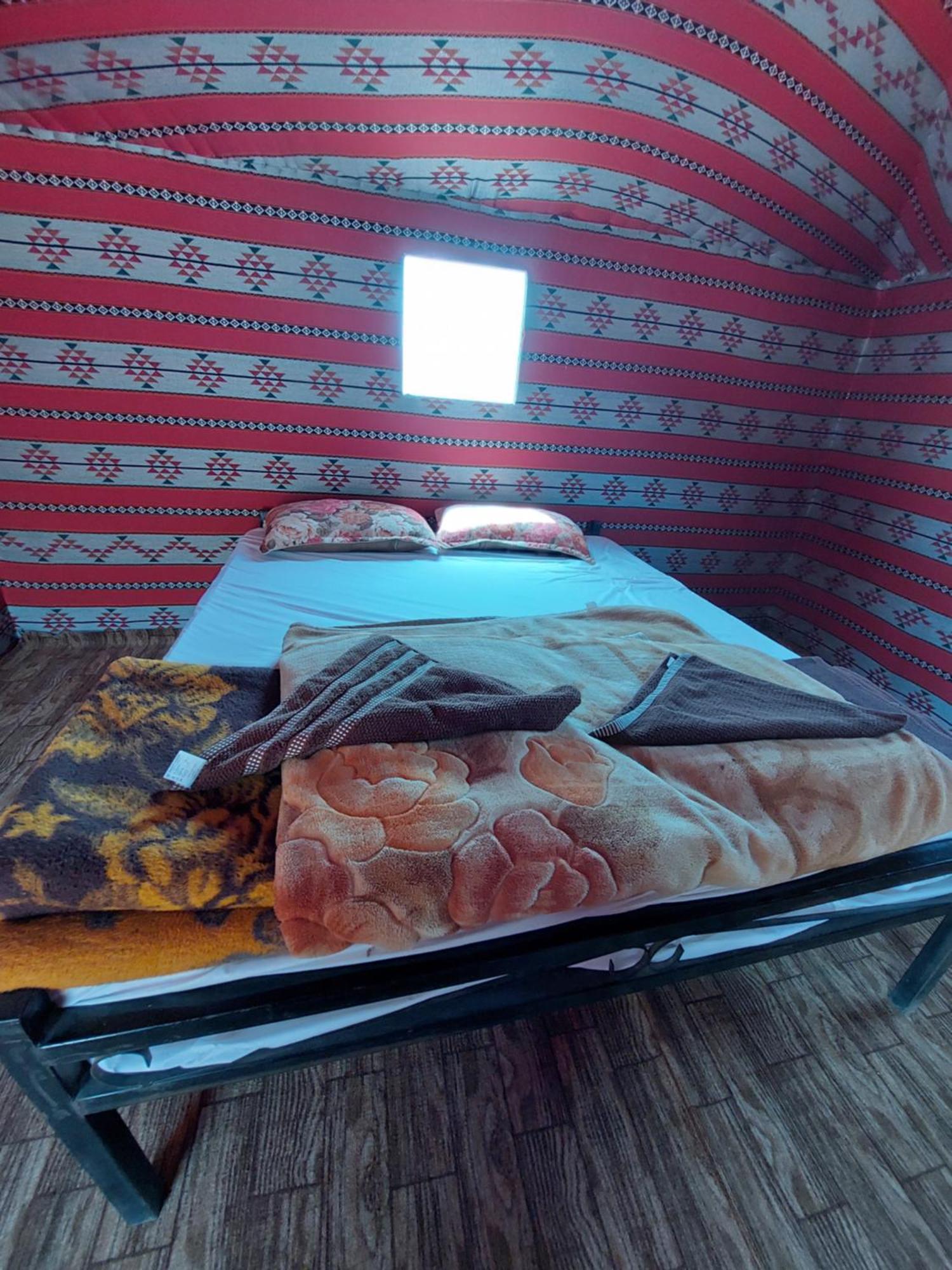 ホテル Bedouin Future Camp ワディ ・ラム 部屋 写真