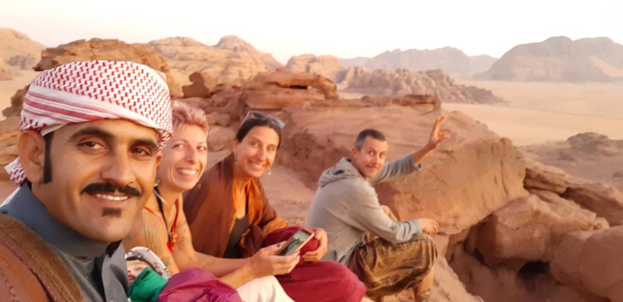 ホテル Bedouin Future Camp ワディ ・ラム エクステリア 写真